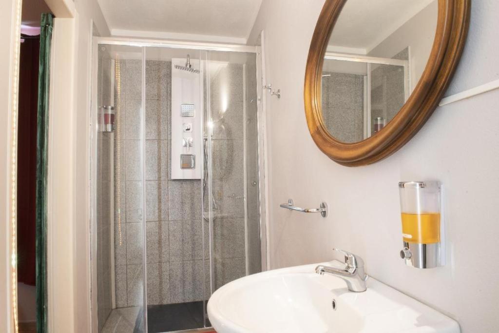 Le Mura Antiche Rooms Сасари Екстериор снимка